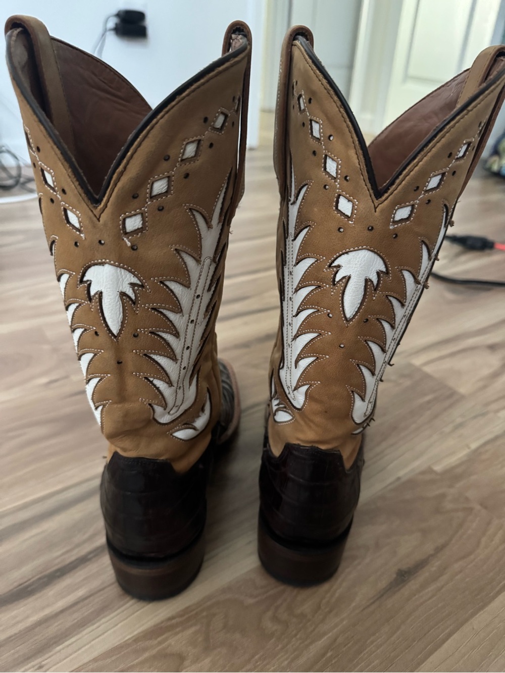 Lucchese Cowboy Boots with caiman and goat - Picture 3 of 5